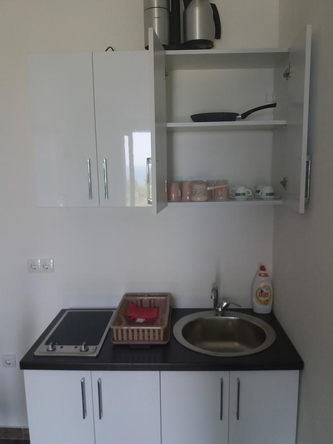 Zara Apartments 울친 외부 사진